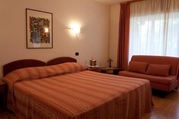 Hotel Makin Novigrad Istria Zimmer foto