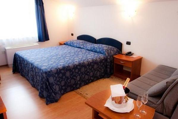 Hotel Makin Novigrad Istria Exterior foto