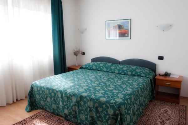 Hotel Makin Novigrad Istria Exterior foto