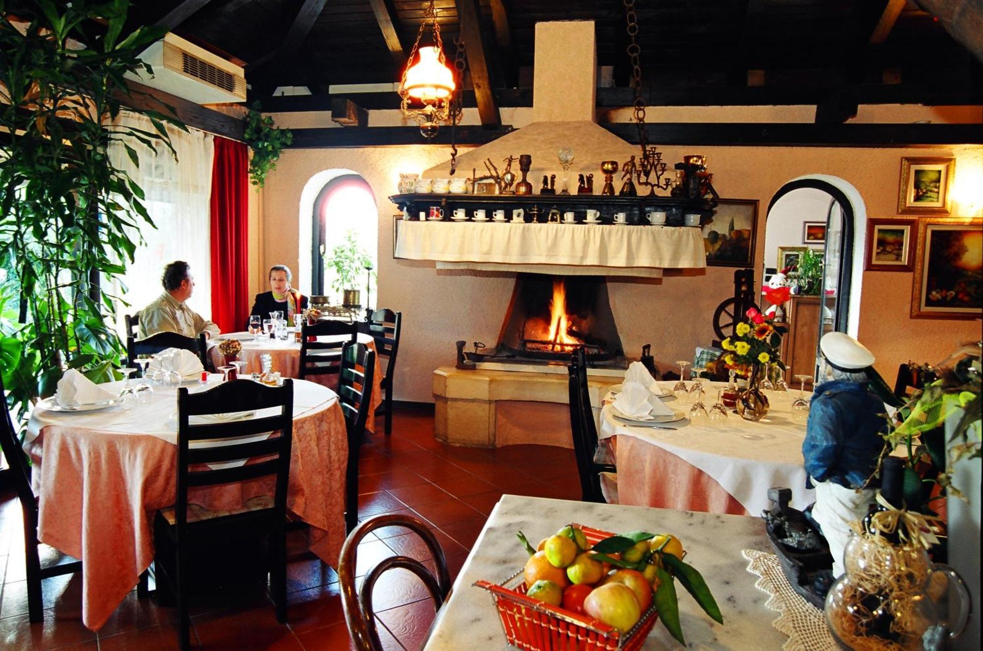 Hotel Makin Novigrad Istria Exterior foto